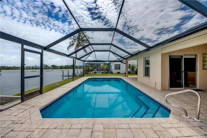 205 Sw 8th St, Cape Coral, Florida 33991