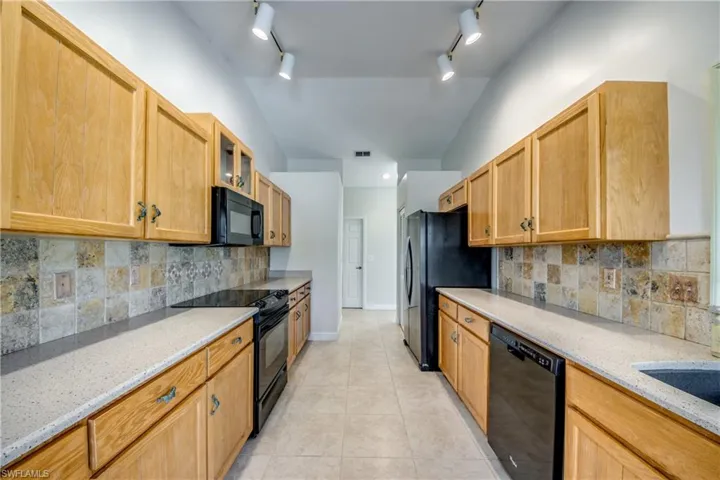 205 Sw 8th St, Cape Coral, Florida 33991