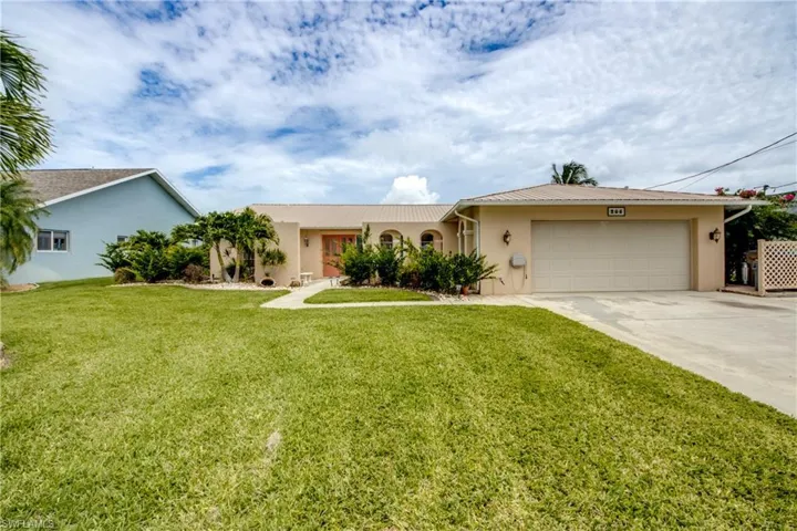 205 Sw 8th St, Cape Coral, Florida 33991