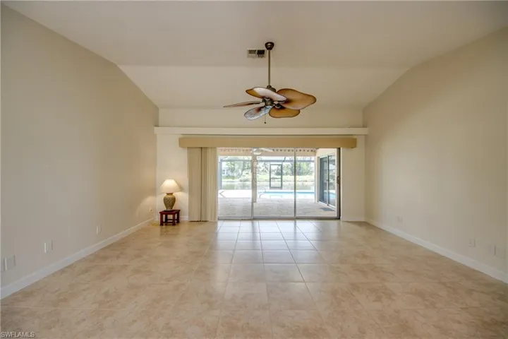 205 Sw 8th St, Cape Coral, Florida 33991