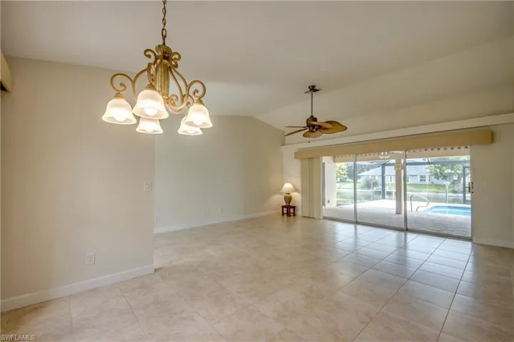 205 Sw 8th St, Cape Coral, Florida 33991