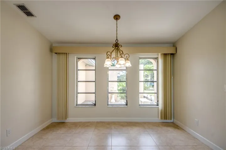 205 Sw 8th St, Cape Coral, Florida 33991