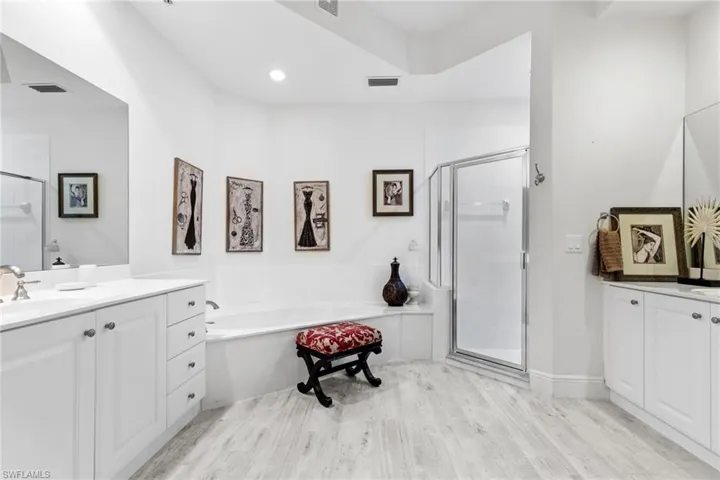 9079 Cascada Way 102, Naples, Florida 34114