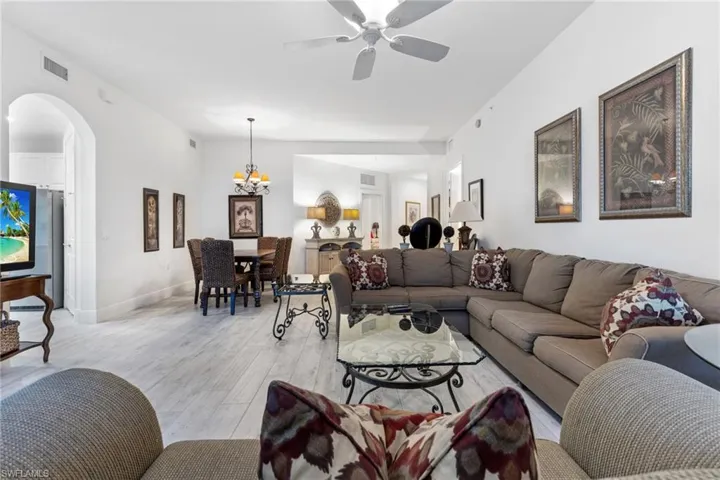 9079 Cascada Way 102, Naples, Florida 34114