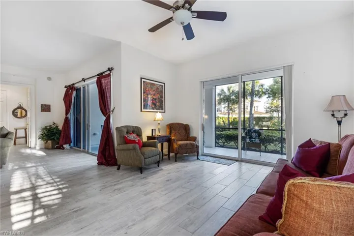 9079 Cascada Way 102, Naples, Florida 34114