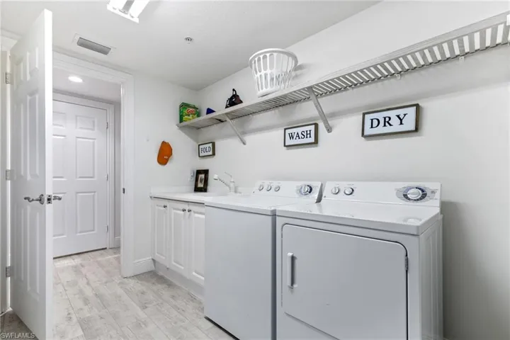 9079 Cascada Way 102, Naples, Florida 34114