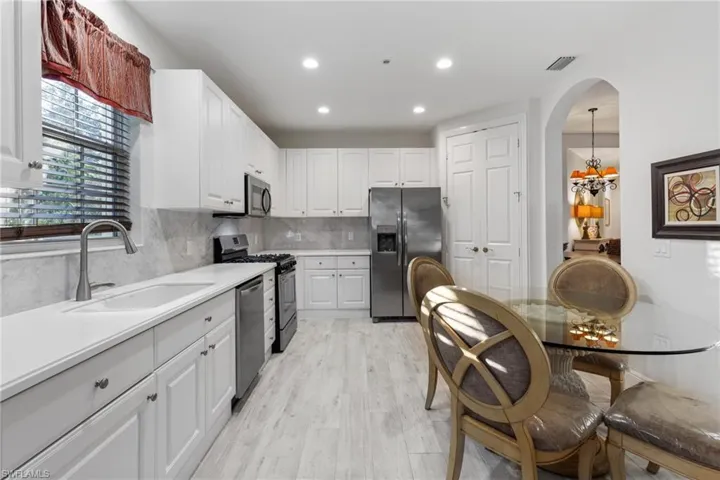 9079 Cascada Way 102, Naples, Florida 34114