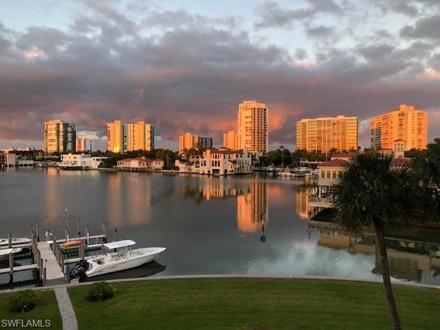 250 Park Shore DR # 302, NAPLES FL 34103