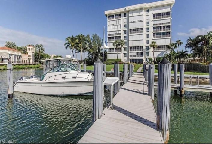 250 Park Shore DR # 302, NAPLES FL 34103