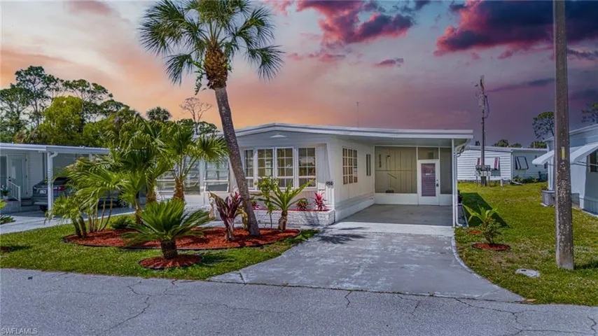 814  Holly Berry  CT, North Fort Myers, FL 33903