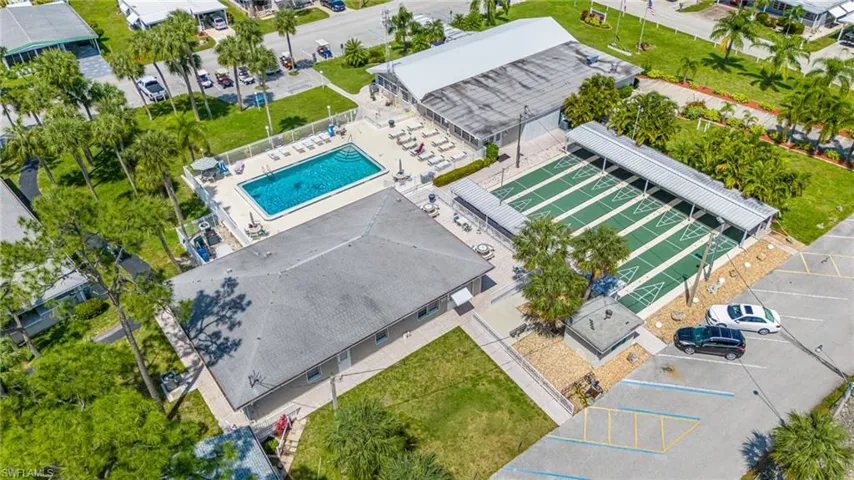 814  Holly Berry  CT, North Fort Myers, FL 33903