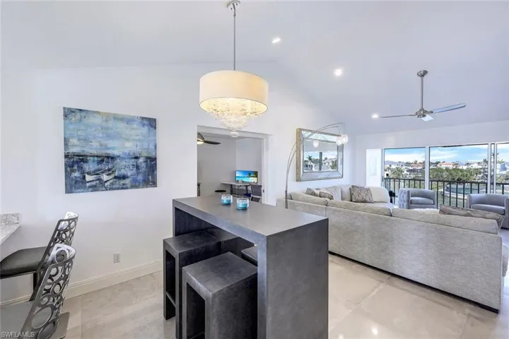 10684 Gulf Shore Dr # 302, Naples, Florida 34108