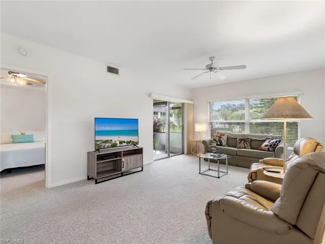 10261 Maddox Ln 513, Bonita Springs, Florida 34135