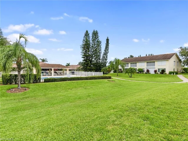 10261 Maddox Ln 513, Bonita Springs, Florida 34135