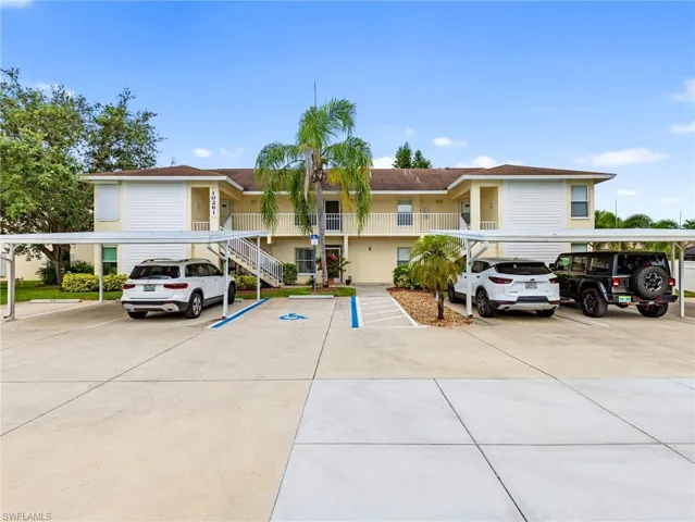 10261 Maddox Ln 513, Bonita Springs, Florida 34135