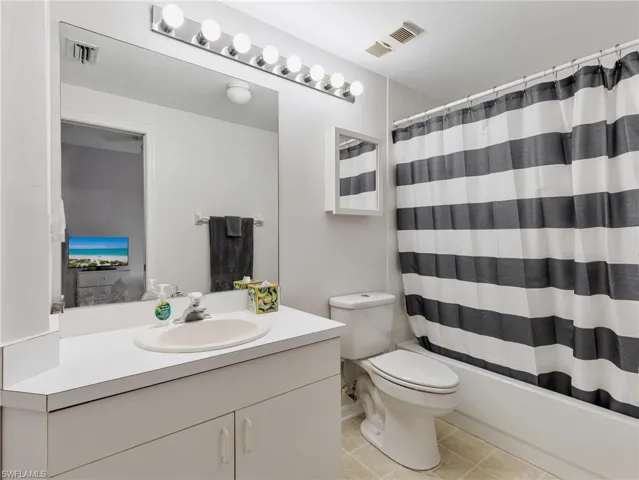 10261 Maddox Ln 513, Bonita Springs, Florida 34135