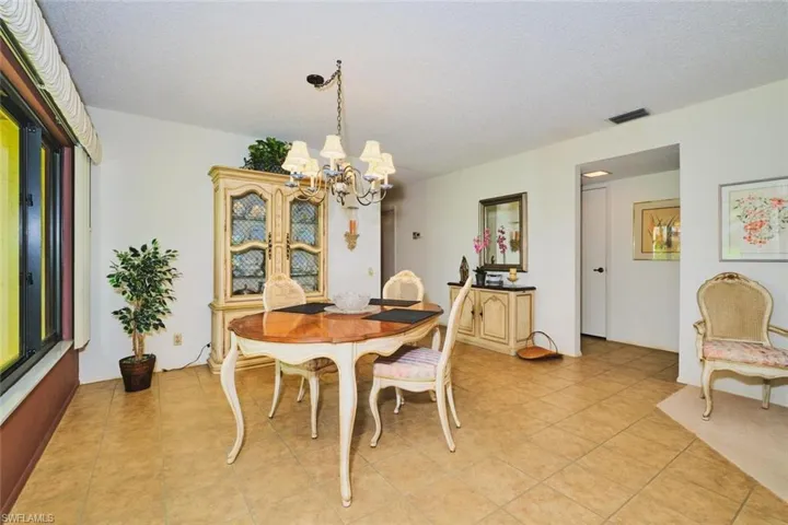 1717 Bent Tree Cir, Fort Myers, Florida 33907