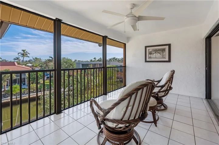 2nd floor lanai
