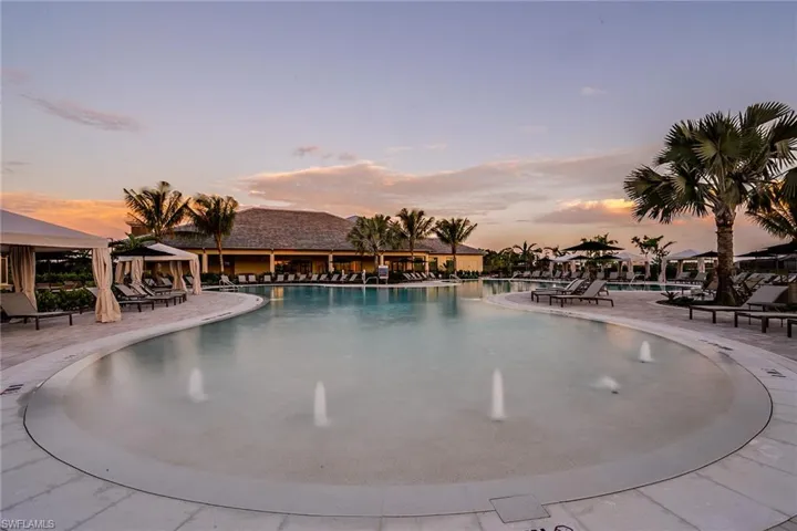 15617  Gavello  ST, Naples, FL 34114