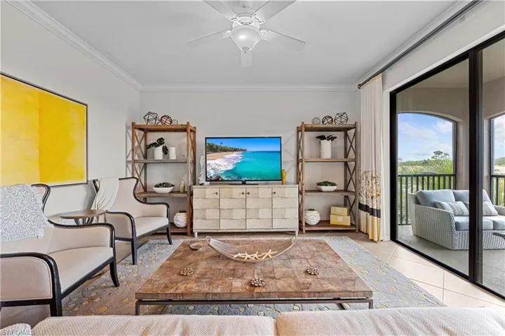 9830  Giaveno  CIR, Naples, FL 34113