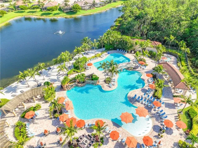9830  Giaveno  CIR, Naples, FL 34113