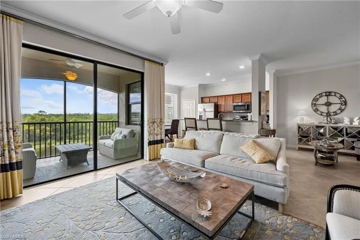 9830  Giaveno  CIR, Naples, FL 34113
