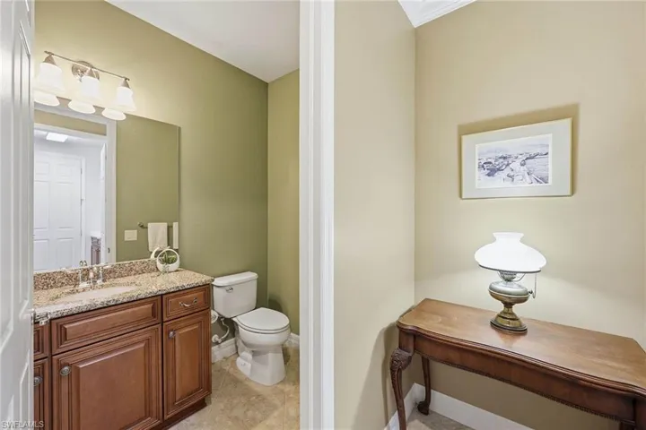8562 Veronawalk Cir, Naples, Florida 34114