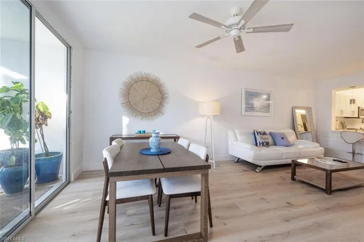 2486  Orchid Bay  DR, Naples, FL 34109