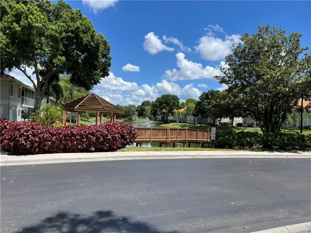 2486  Orchid Bay  DR, Naples, FL 34109