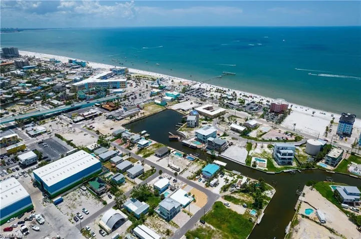 412 Harbor Ct, Fort Myers Beach, Florida 33931