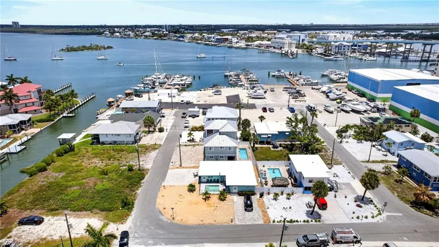 412 Harbor Ct, Fort Myers Beach, Florida 33931