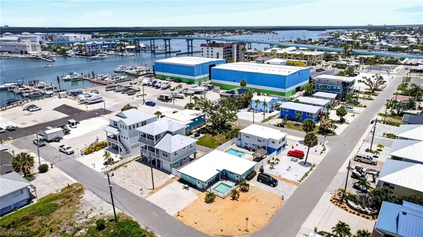 412 Harbor Ct, Fort Myers Beach, Florida 33931