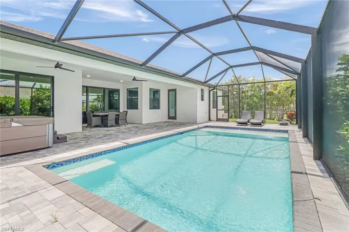 1805  Beach W PKWY, Cape Coral, FL 33914
