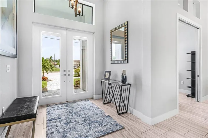 1805  Beach W PKWY, Cape Coral, FL 33914