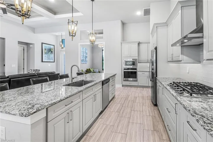 1805  Beach W PKWY, Cape Coral, FL 33914