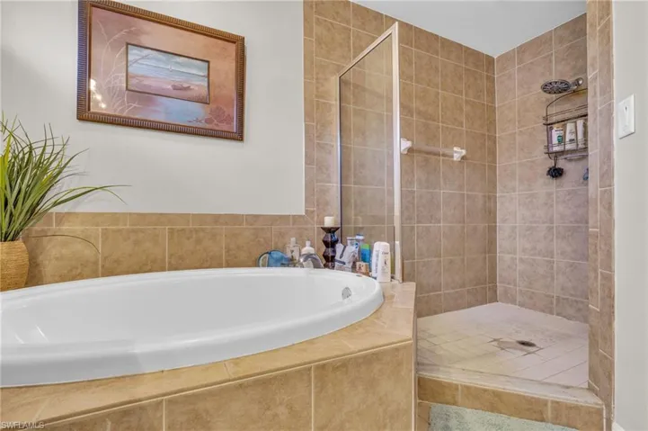 4155 NE 15th PL, CAPE CORAL FL 33909