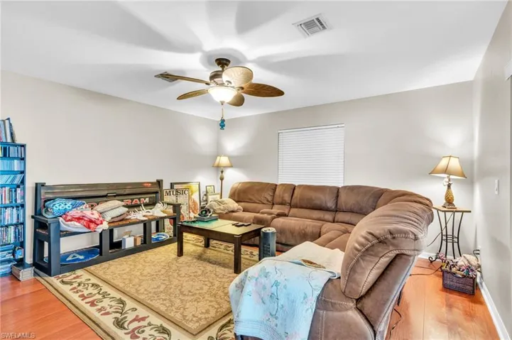 4155 NE 15th PL, CAPE CORAL FL 33909