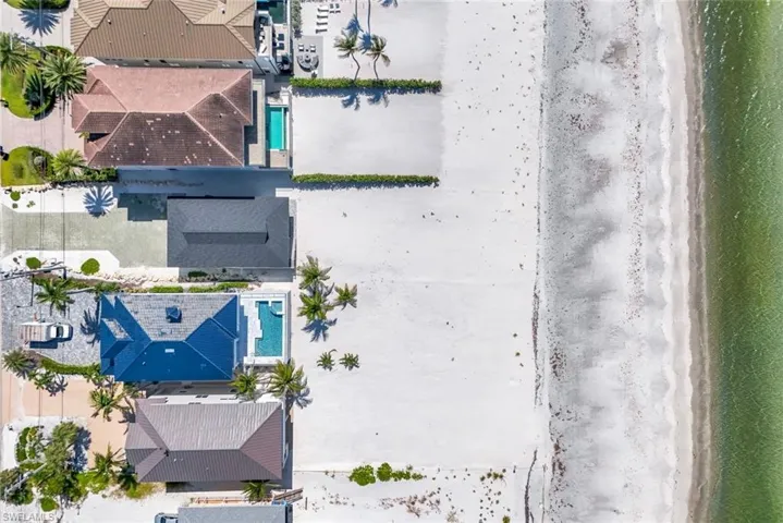 Drone / aerial view of a pool