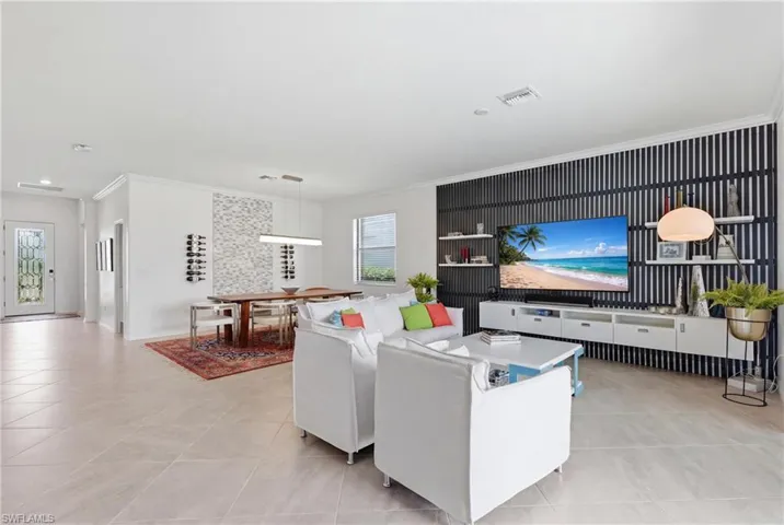 19639 Beechcrest Pl, Estero, Florida 33928