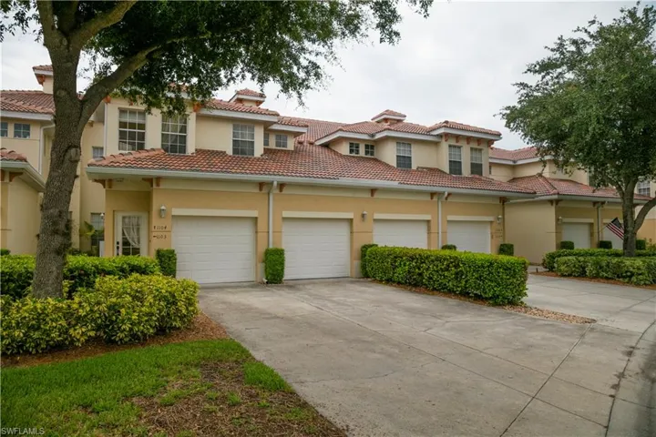 3048  Horizon  LN, Naples, FL 34109
