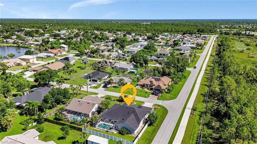 Drone / aerial view