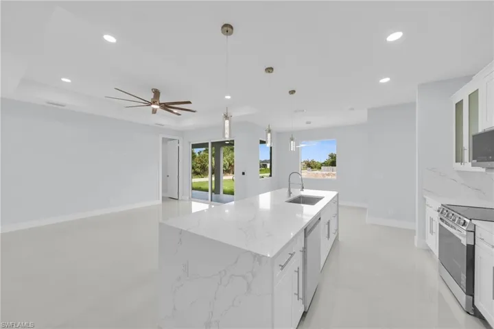 4118 18th St Sw, Lehigh Acres, Florida 33976