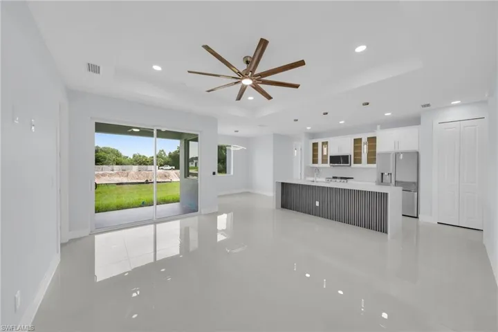 4118 18th St Sw, Lehigh Acres, Florida 33976