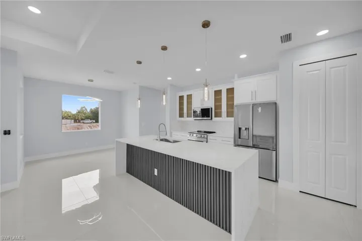 4118 18th St Sw, Lehigh Acres, Florida 33976