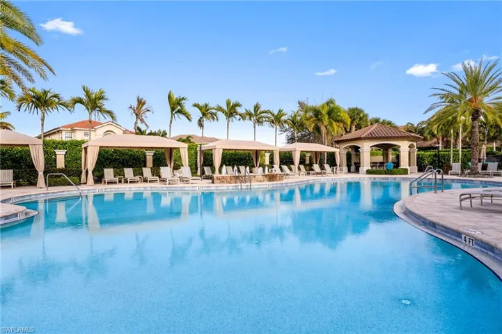 Resort Style Pool