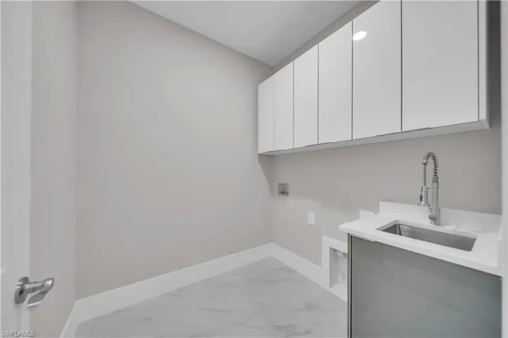 3500  7th SW ST, Lehigh Acres, FL 33976