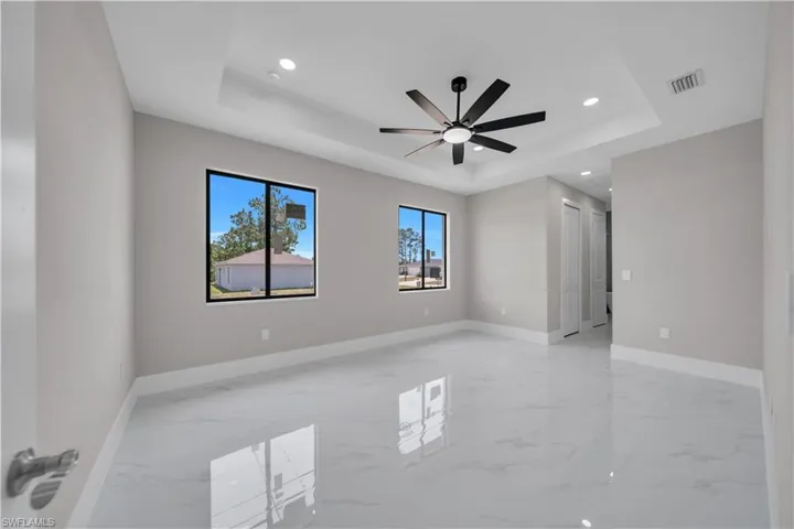 3500  7th SW ST, Lehigh Acres, FL 33976