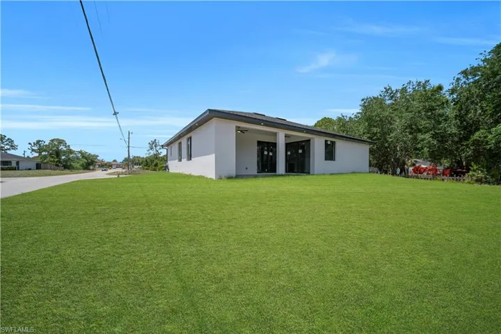 3500  7th SW ST, Lehigh Acres, FL 33976
