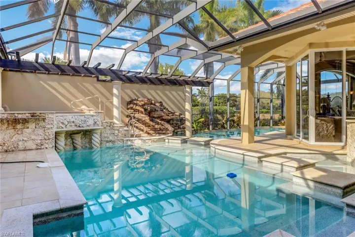 Pool, spa and water feature