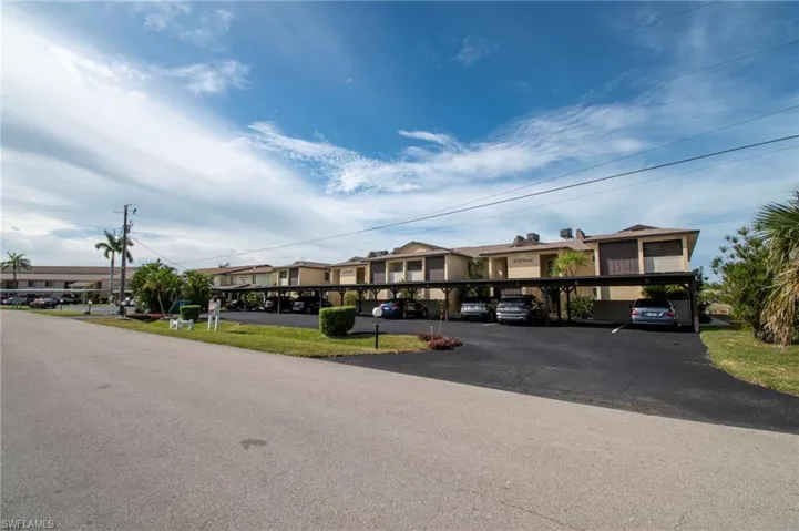3612 Se 12th Ave 1, Cape Coral, Florida 33904